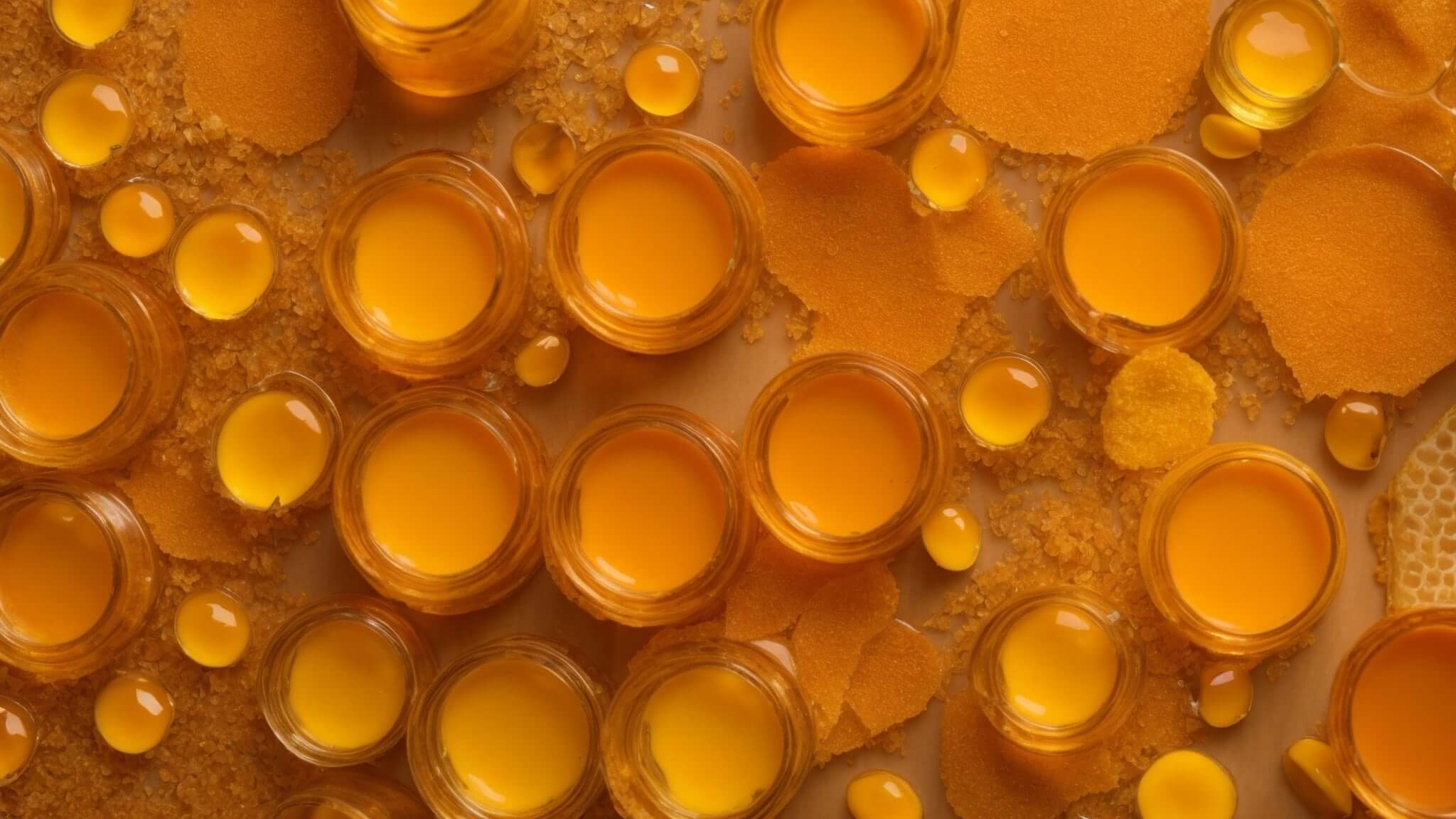 Why Honey Changes Color: The Factors Behind Its Golden Hues